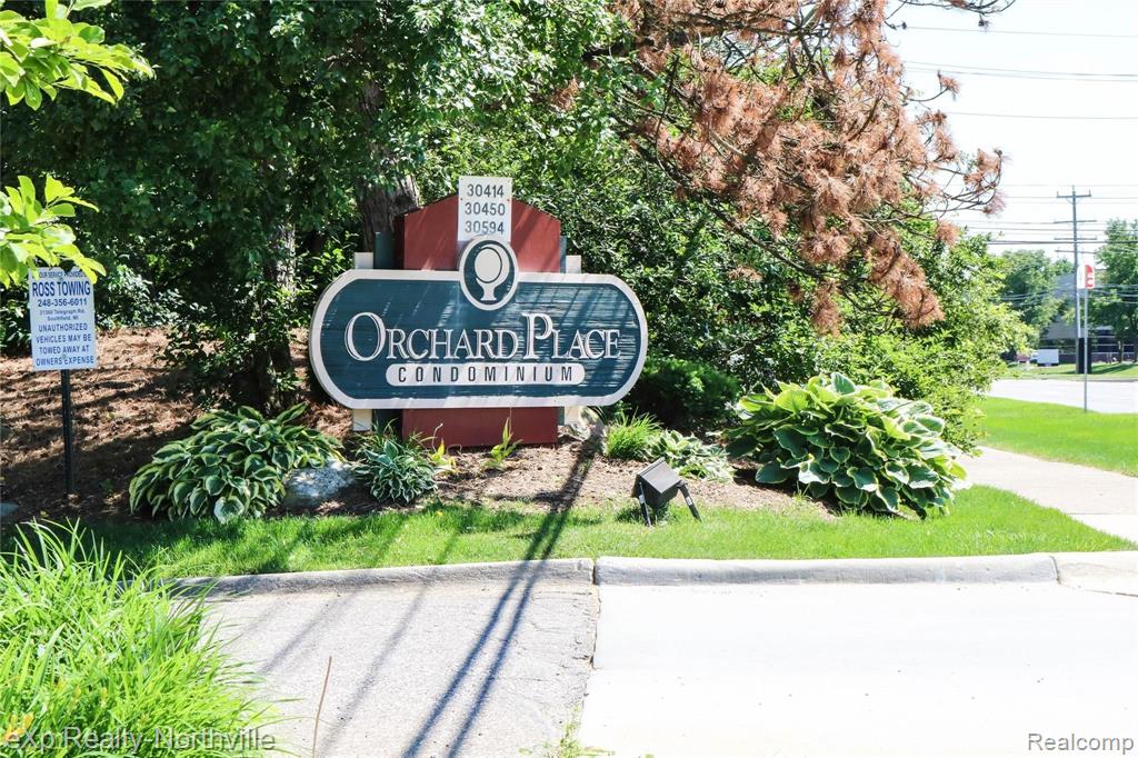 30594 Orchard Lake Road, Unit 49 Farmington Hills, MI 48334 - Photo 19 of 19