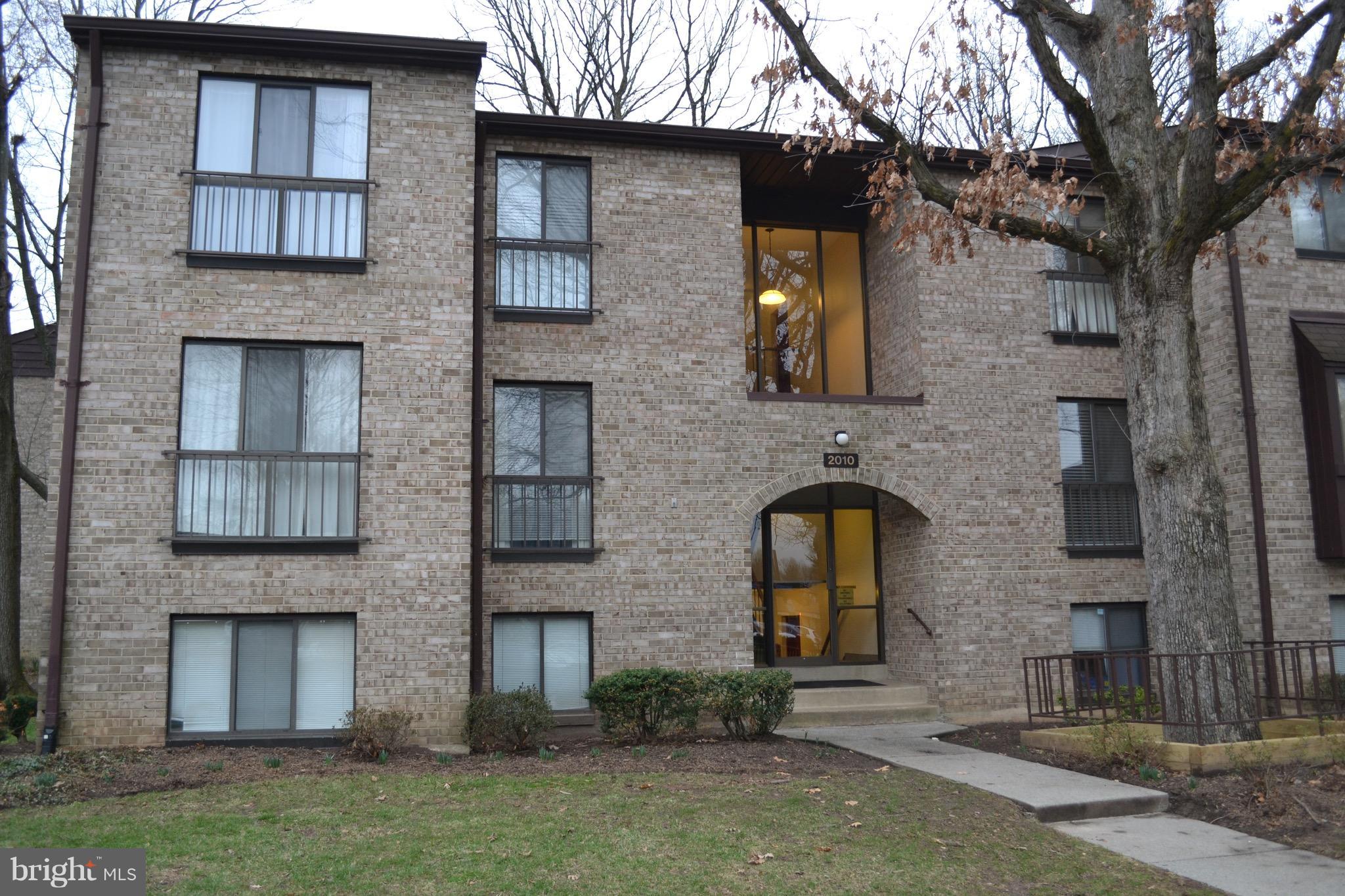 2010 Colts Neck Road, Unit 12B Reston, VA 20191 - Photo 1 of 15 Exterior (Front)