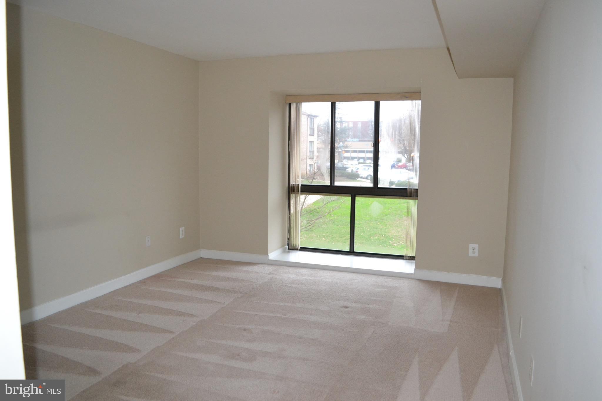 2010 Colts Neck Road, Unit 12B Reston, VA 20191 - Photo 12 of 15 Bath (Master)