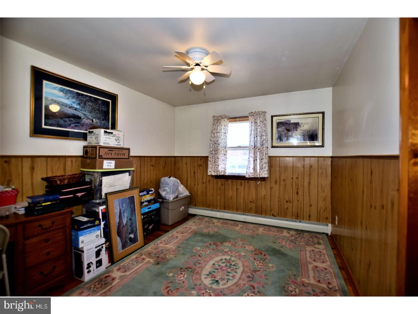906 Tower Road Bristol, PA 19007 - Photo 16 of 20 Gallery Image 16