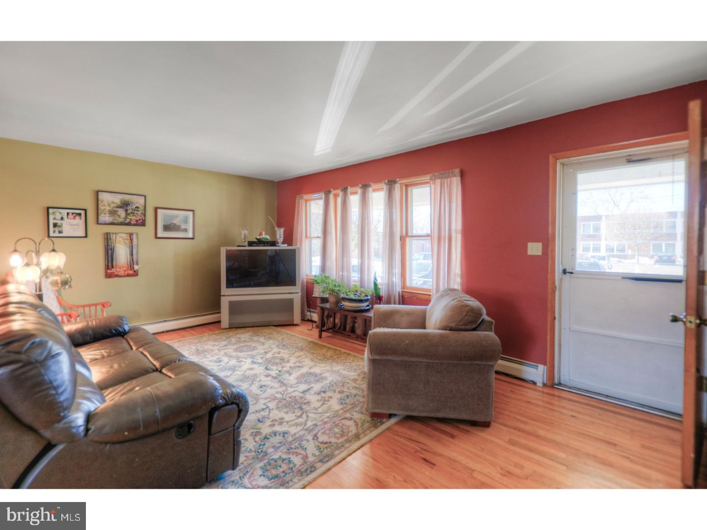 906 Tower Road Bristol, PA 19007 - Photo 5 of 20 Gallery Image 5