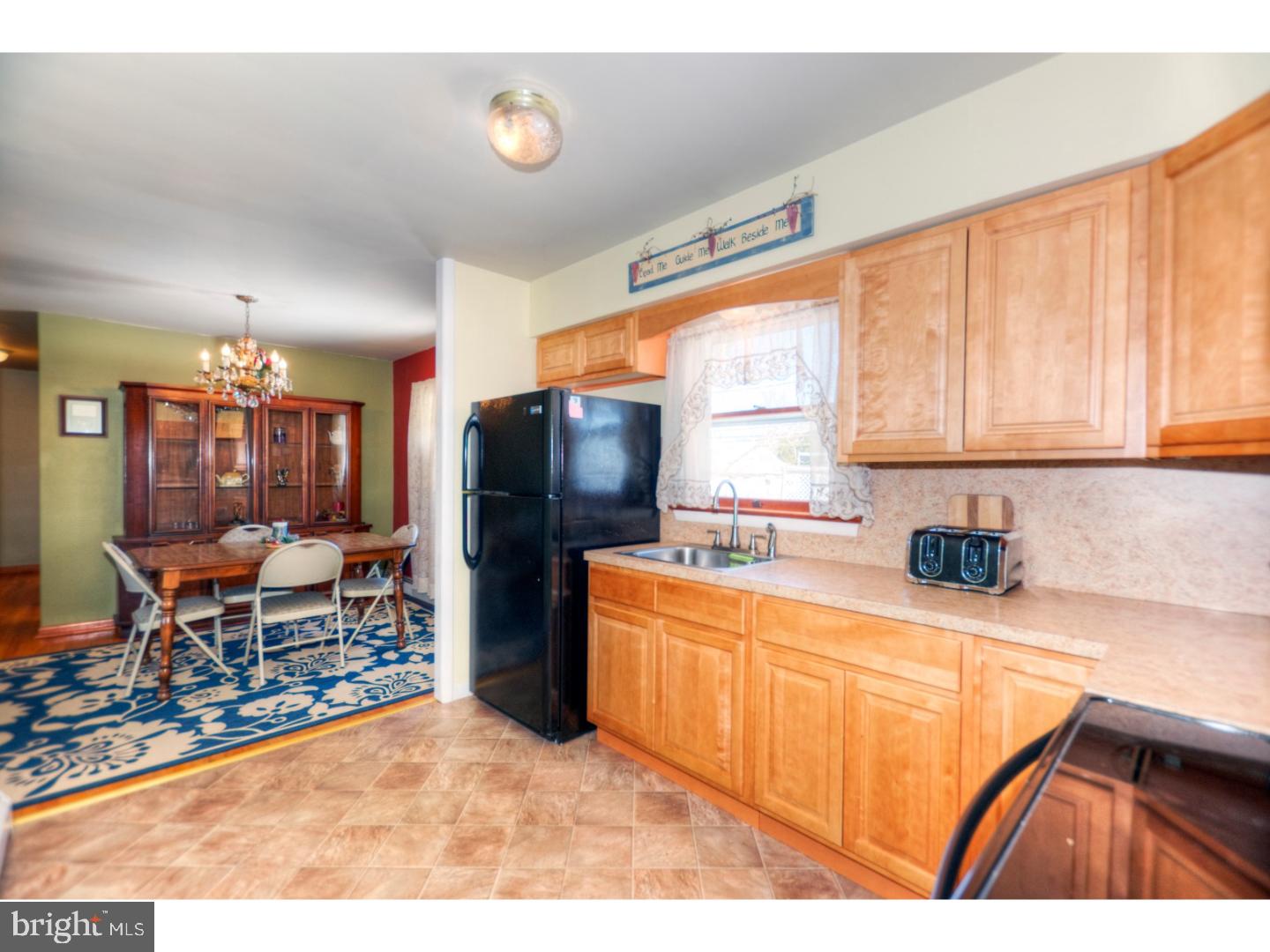906 Tower Road Bristol, PA 19007 - Photo 10 of 20 Gallery Image 10