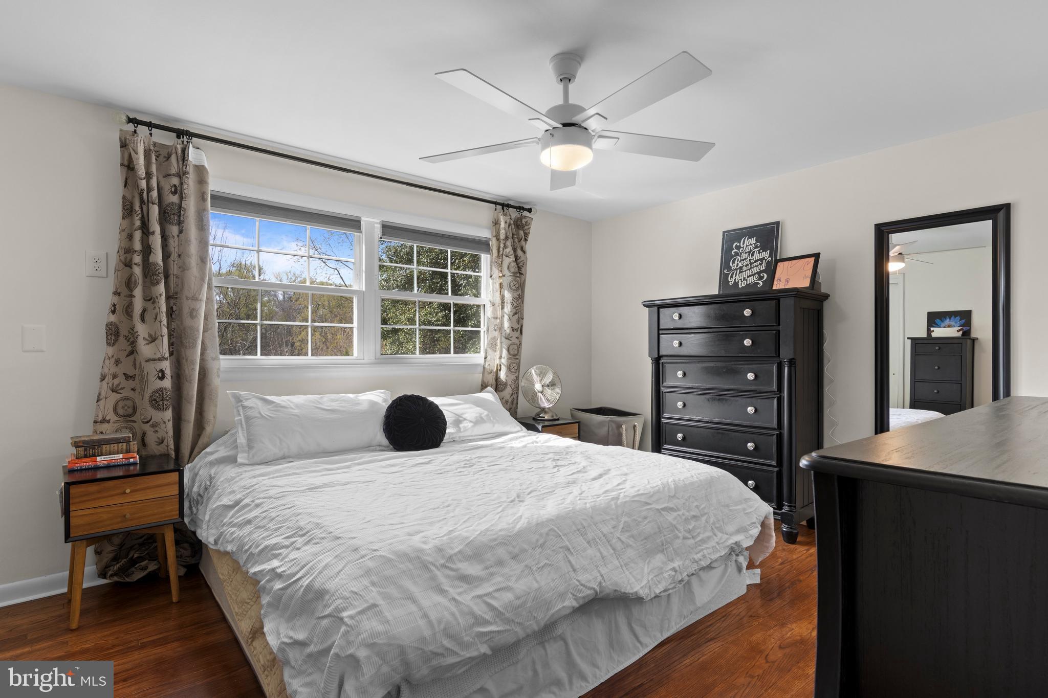 502 Ridge Avenue Kennett Square, PA 19348 - Photo 32 of 60 a bedroom with a large bed and a table