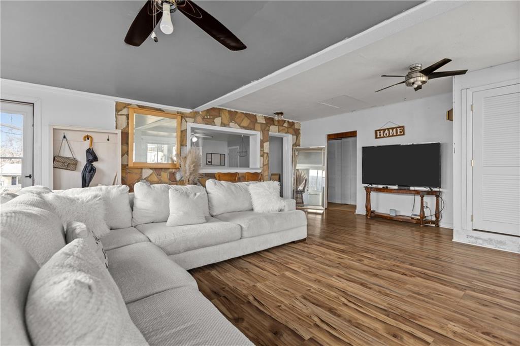 2625 Reiter Road Pittsburgh, PA 15235 - Photo 5 of 30 Gallery Image 5