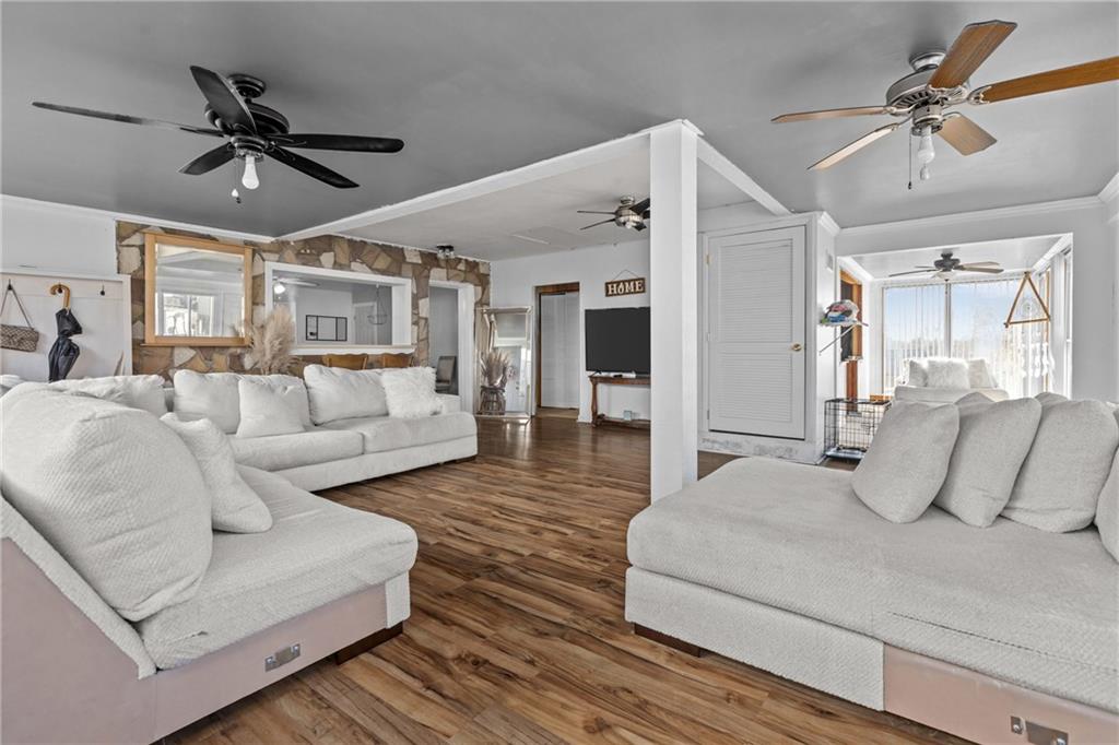 2625 Reiter Road Pittsburgh, PA 15235 - Photo 6 of 30 Gallery Image 6