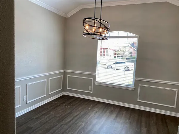 $2,675 | 1813 Glen Aerie Drive, Corinth, TX 76210