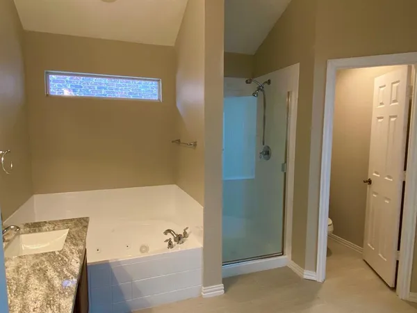 $2,700 | 1813 Glen Aerie Drive, Corinth, TX 76210