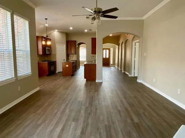 $2,675 | 1813 Glen Aerie Drive, Corinth, TX 76210