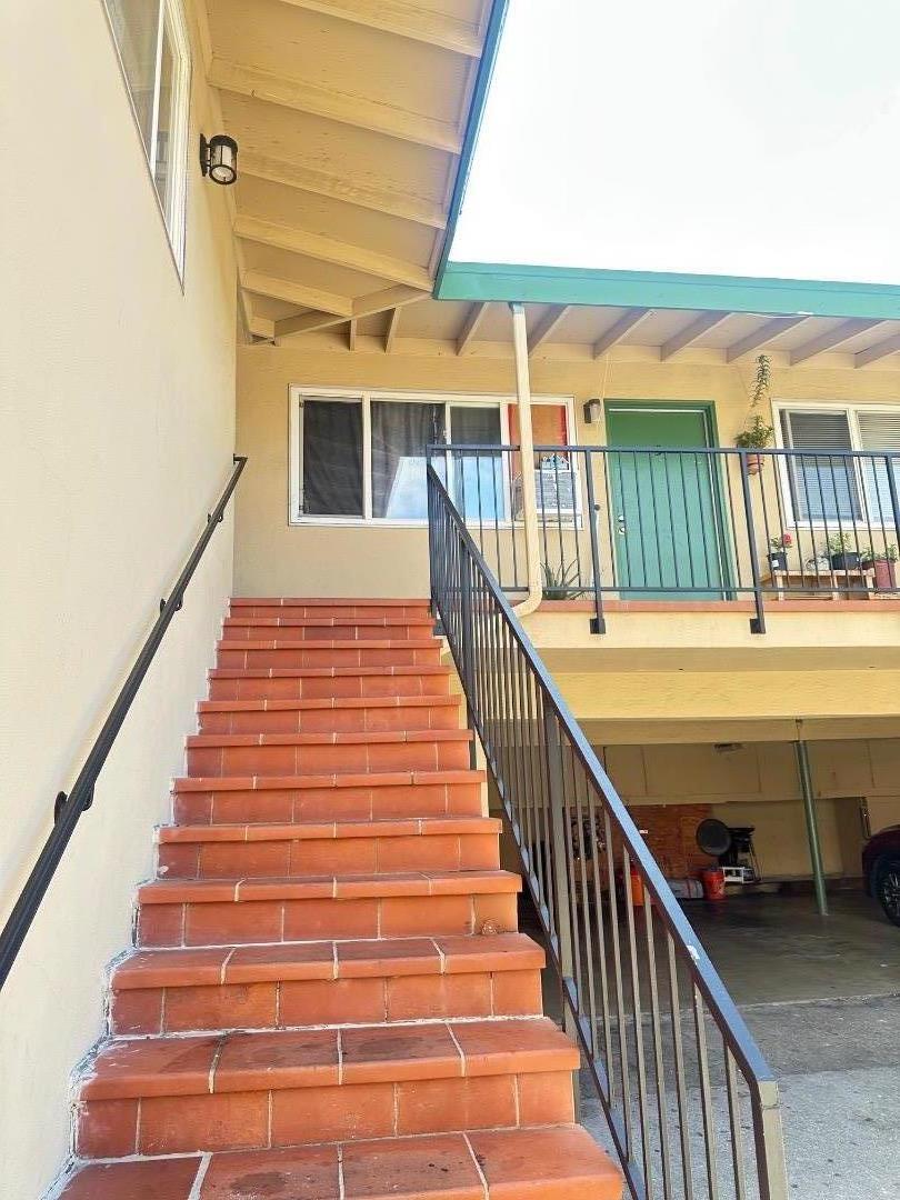 1950 Ivy Street San Mateo, CA 94403 - Photo 9 of 18