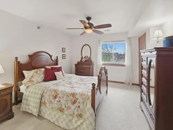 $329,900 | 18125 Wisconsin Avenue, Unit 203, Brookfield, WI 53045