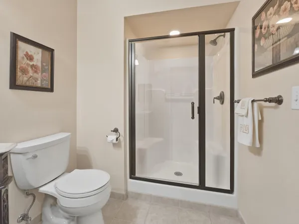 $329,900 | 18125 Wisconsin Avenue, Unit 203, Brookfield, WI 53045
