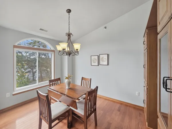 $329,900 | 18125 Wisconsin Avenue, Unit 203, Brookfield, WI 53045