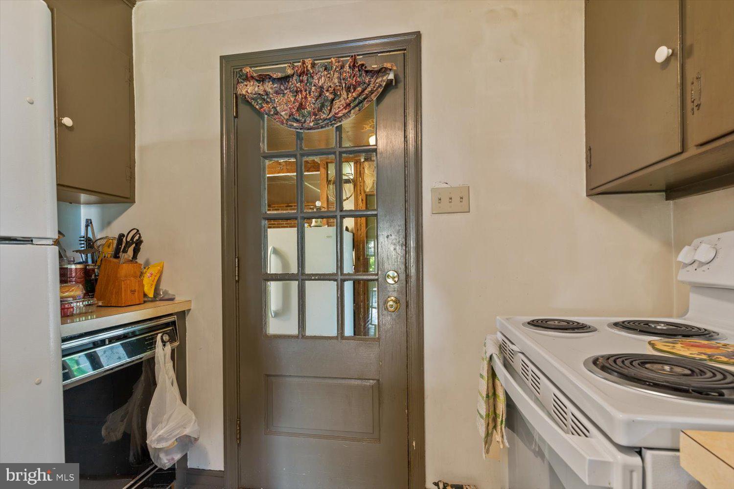157 Owl Hill Road Lititz, PA 17543 - Photo 8 of 25