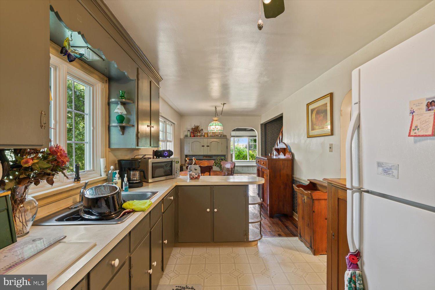 157 Owl Hill Road Lititz, PA 17543 - Photo 9 of 25