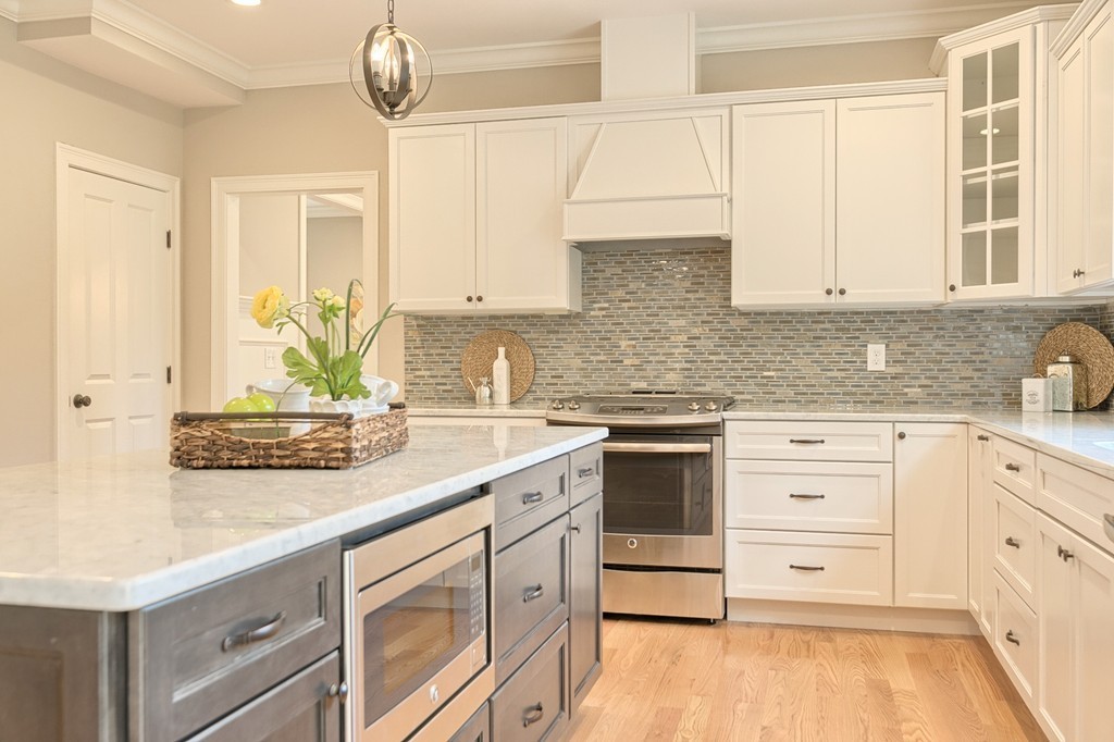 30 Flagg Road Westford, MA 01886 - Photo 8 of 30 Gallery Image 8