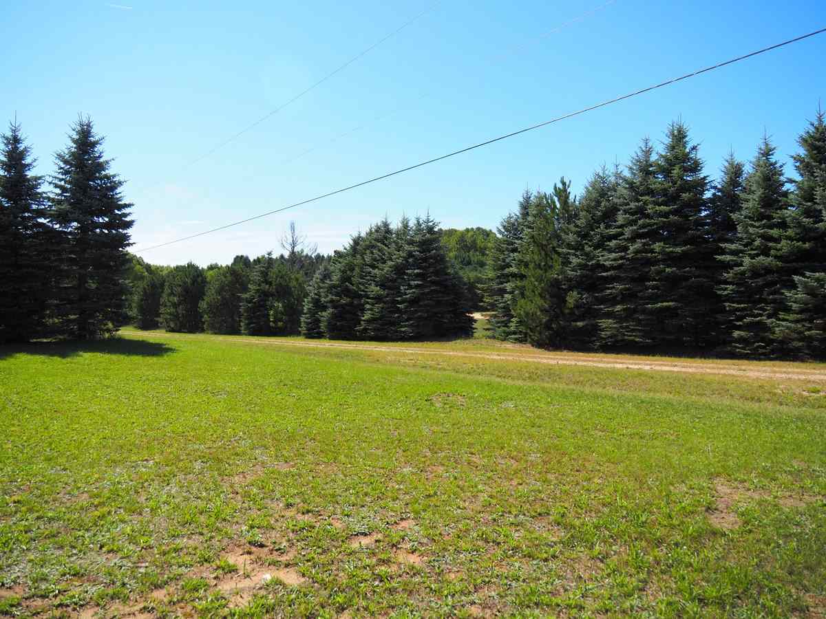 4106 Waug Road Benzonia, MI 49616 - Photo 25 of 30
