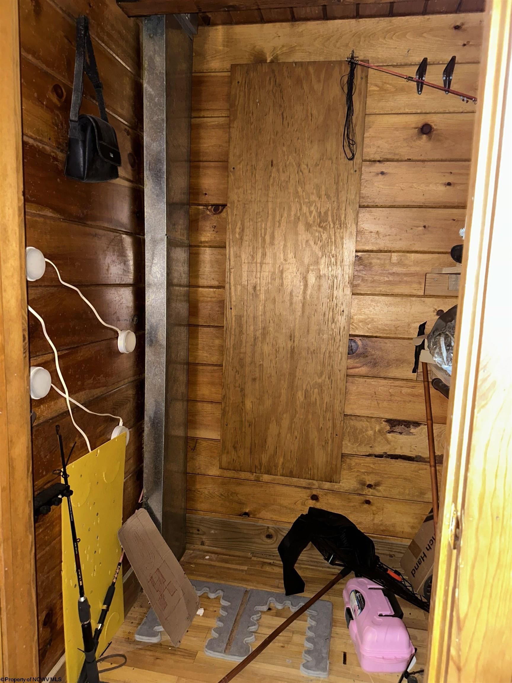 557 Removal Road Diana, WV 26217 - Photo 15 of 35 Gallery Image 15