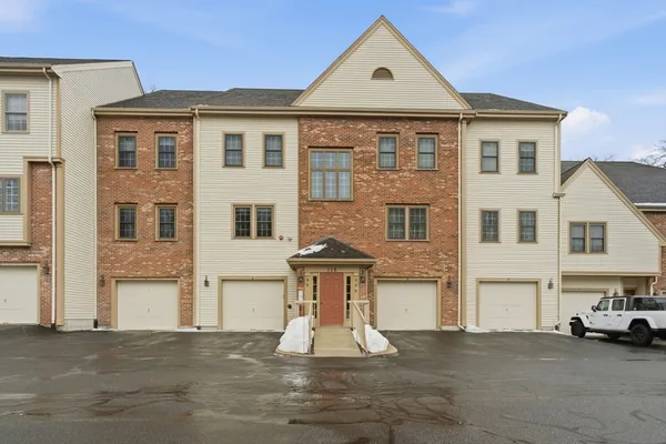 $4,500 | 115 Revere Street, Unit F, Canton, MA 02021