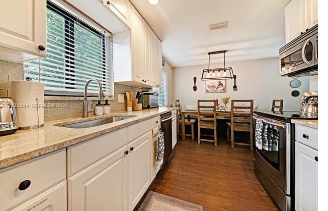945 Sunset Road, Unit 1 West Palm Beach, FL 33401 - Photo 6 of 20