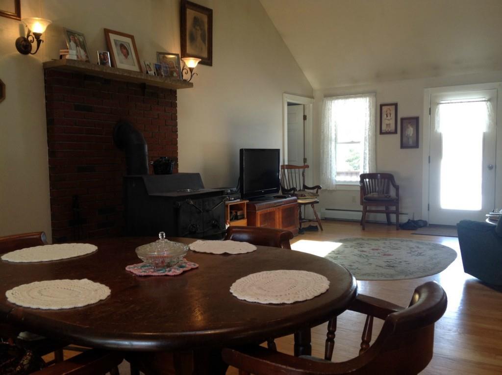 909 Meetinghouse Road Wells, ME 04090 - Photo 4 of 23 Photo
