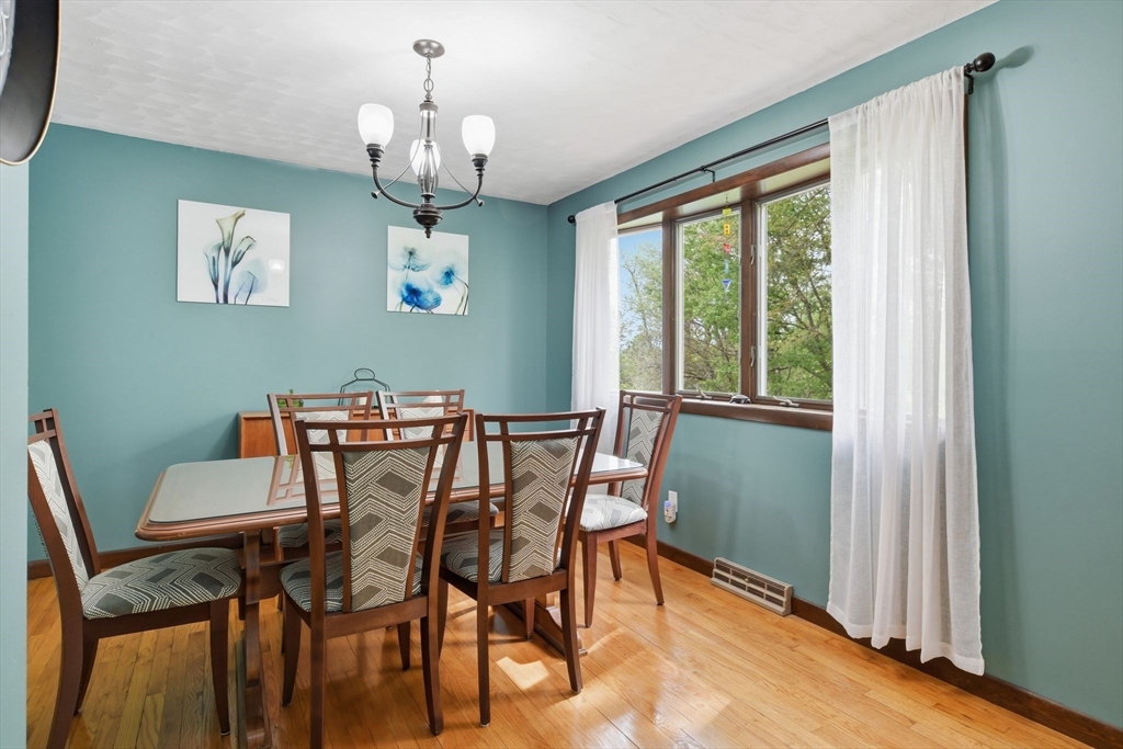 310 West Allen Ridge Road Springfield, MA 01118 - Photo 11 of 40 Gallery Image 11