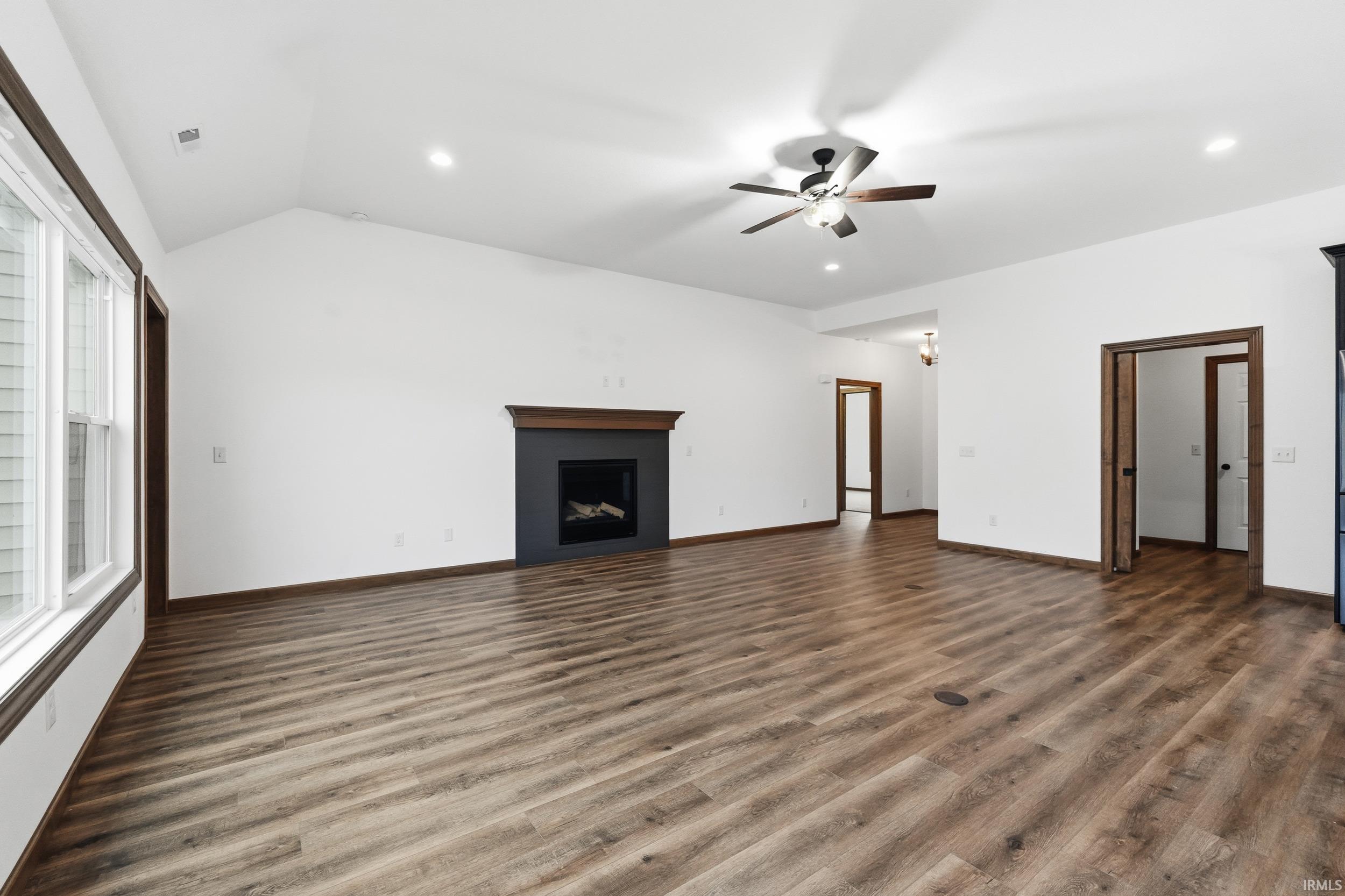 13673 Copper Strike Pass Fort Wayne, IN 46845 - Photo 6 of 36