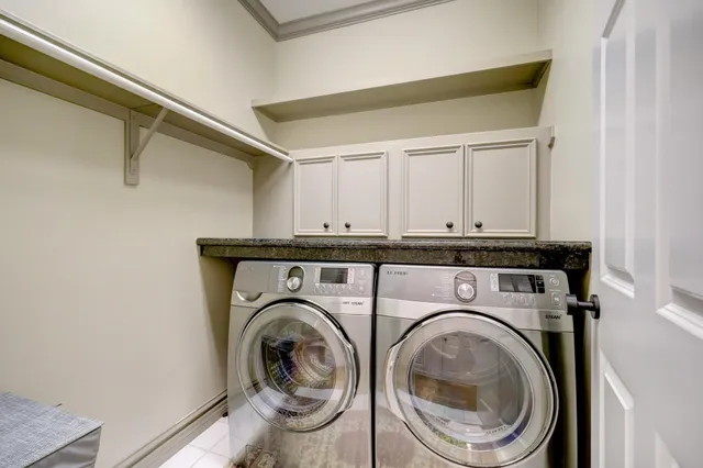 $834,000 | 1229 Ripple Creek Drive, Houston, TX 77057