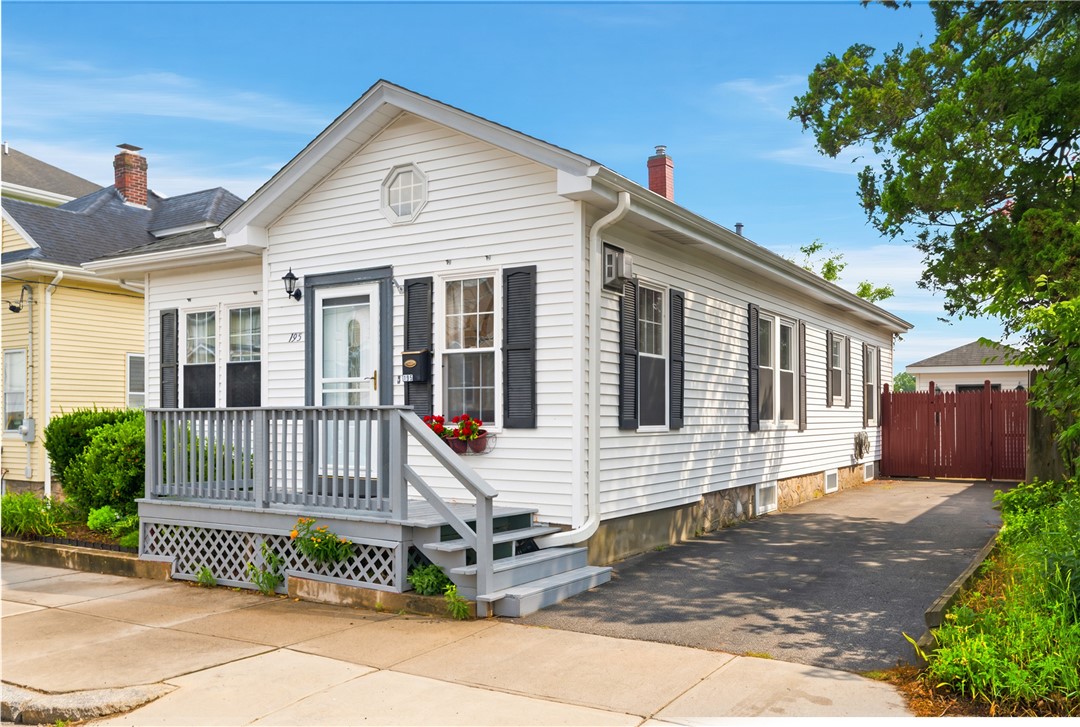195 Elmore Avenue Woonsocket, RI 02895 - Photo 41 of 41