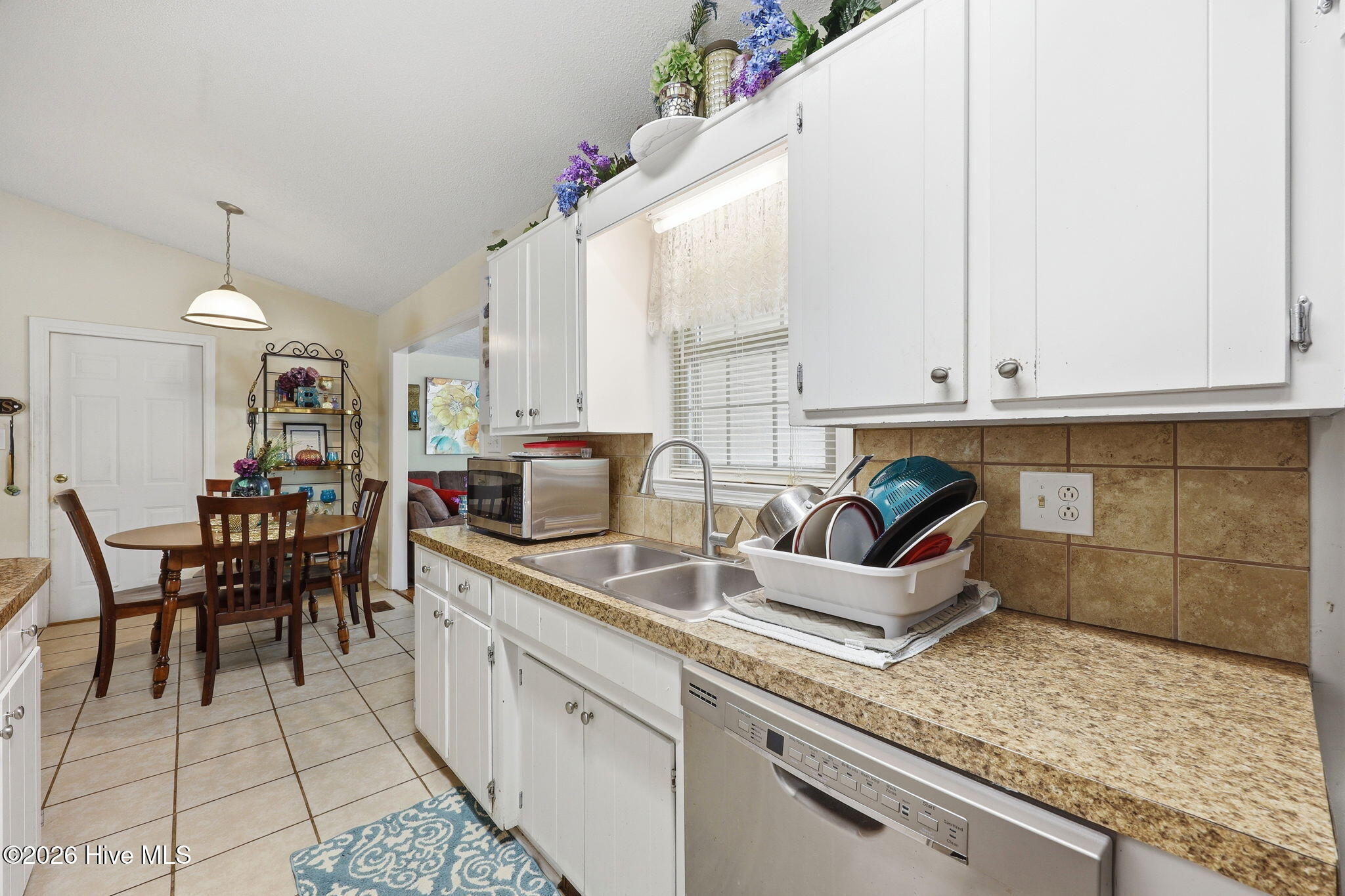 109 Bells Court Havelock, NC 28532 - Photo 13 of 40 Kitchen