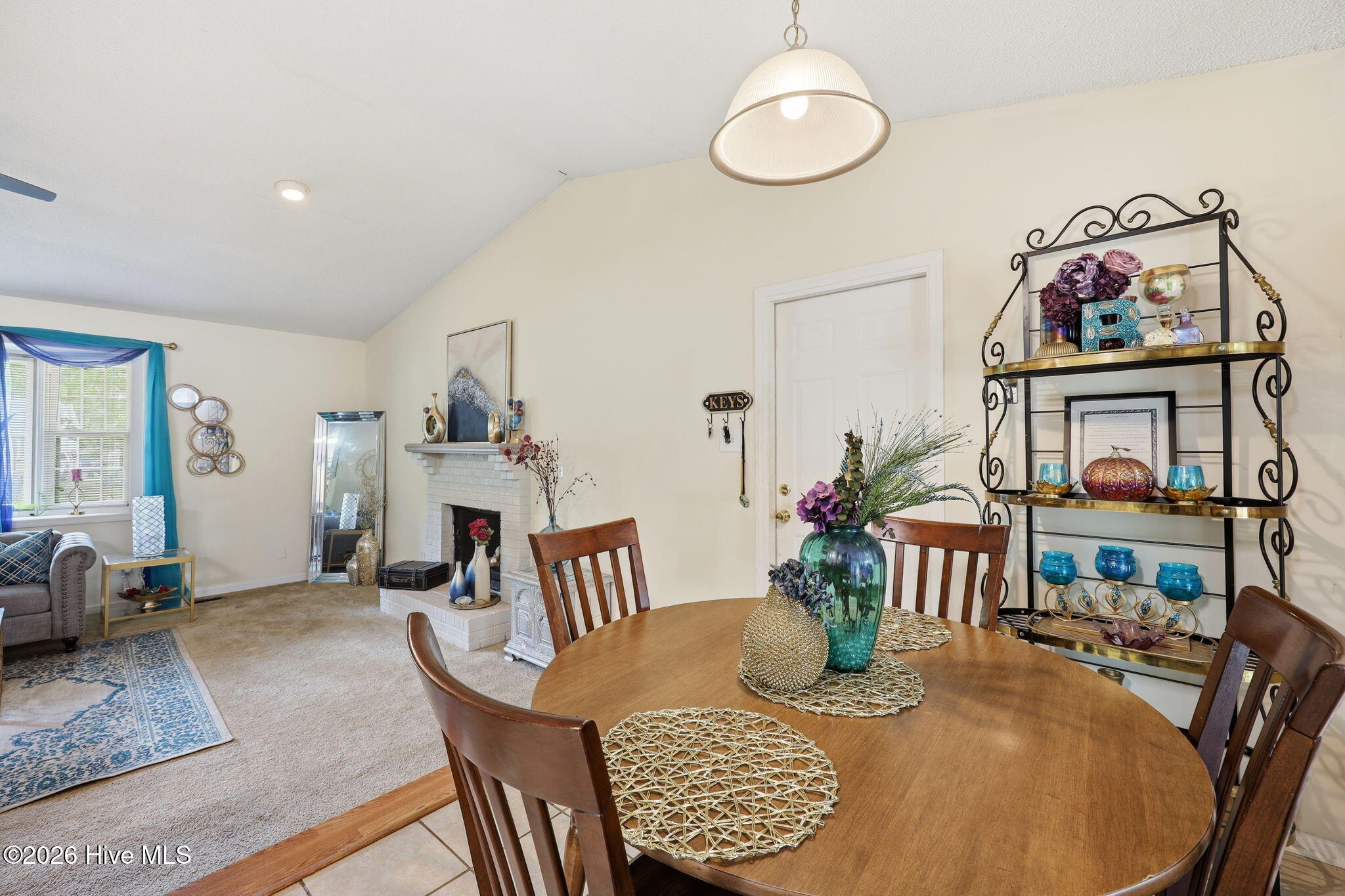 109 Bells Court Havelock, NC 28532 - Photo 14 of 40 Dining area