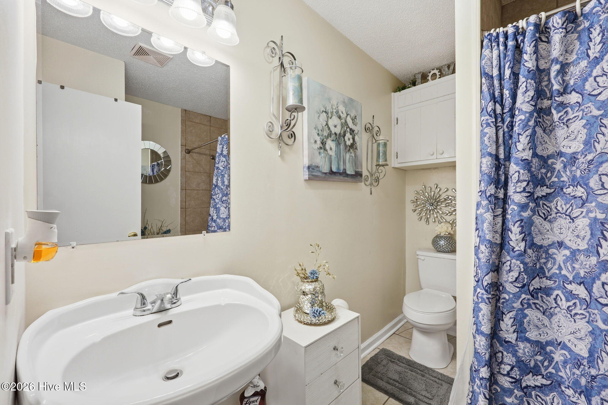 109 Bells Court Havelock, NC 28532 - Photo 20 of 40 Guest Bathroom