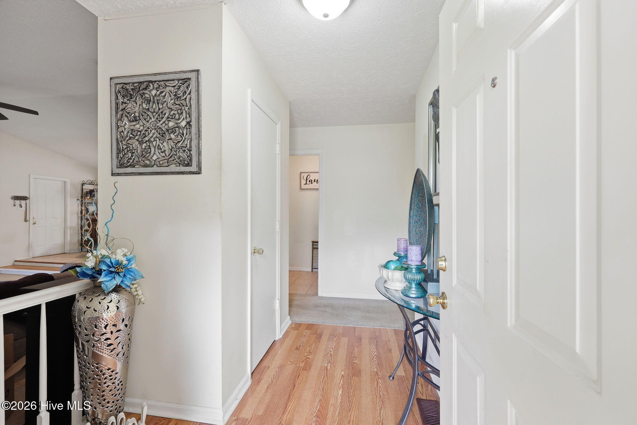 109 Bells Court Havelock, NC 28532 - Photo 4 of 40 Foyer