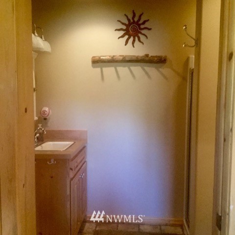 136 Davis Lake Road Winthrop, WA 98862 - Photo 10 of 20 Gallery Image 10