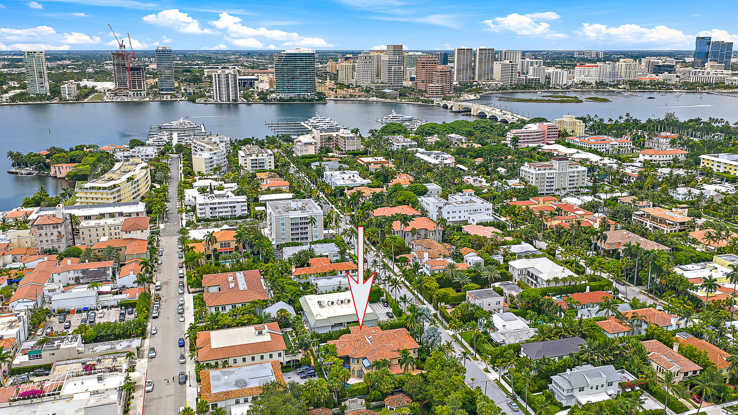 314 Chilean Avenue Palm Beach, FL 33480 - Photo 7 of 46 a view of a city