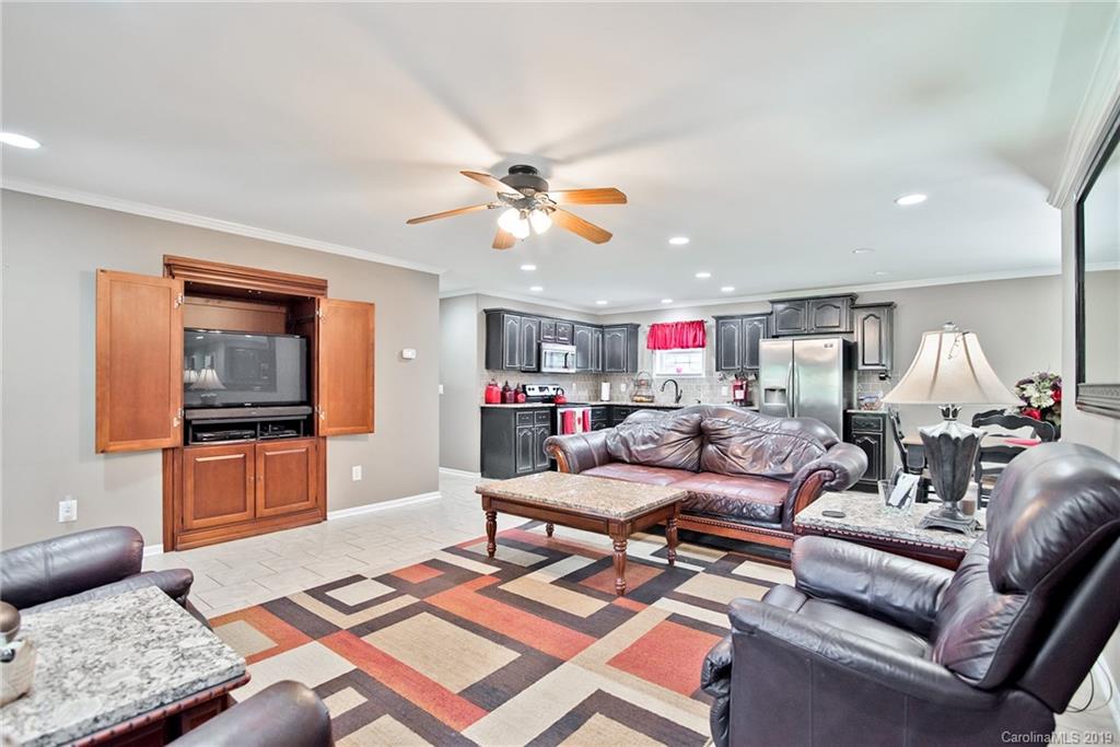 10528 Kerns Road Huntersville, NC 28078 - Photo 13 of 38 Gallery Image 13