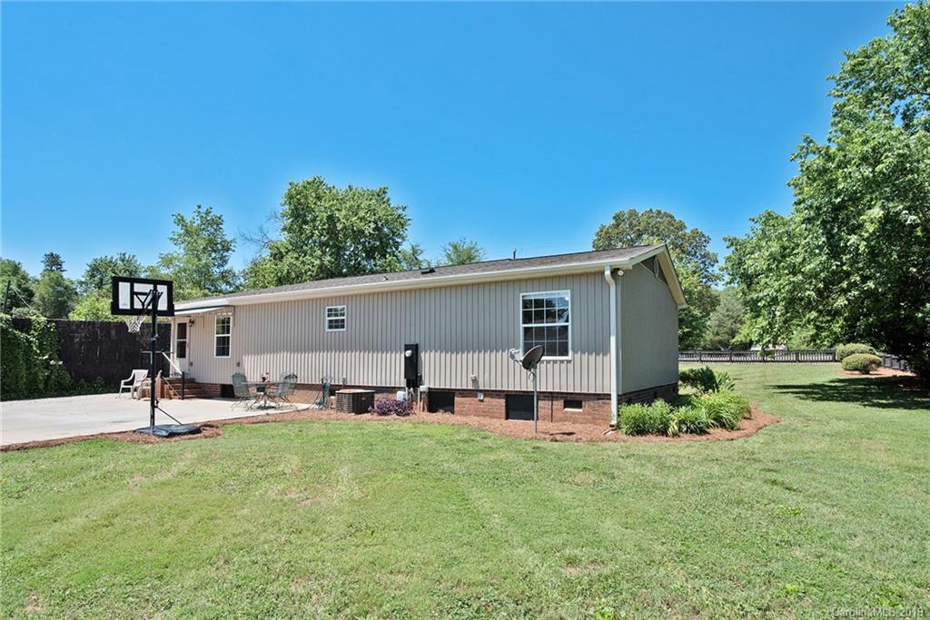 10528 Kerns Road Huntersville, NC 28078 - Photo 33 of 38 Gallery Image 33
