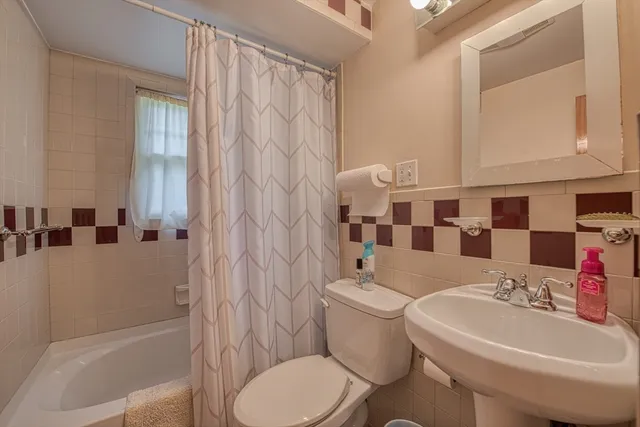 $760,000 | 7 Oakwood Avenue, Randolph, MA 02368