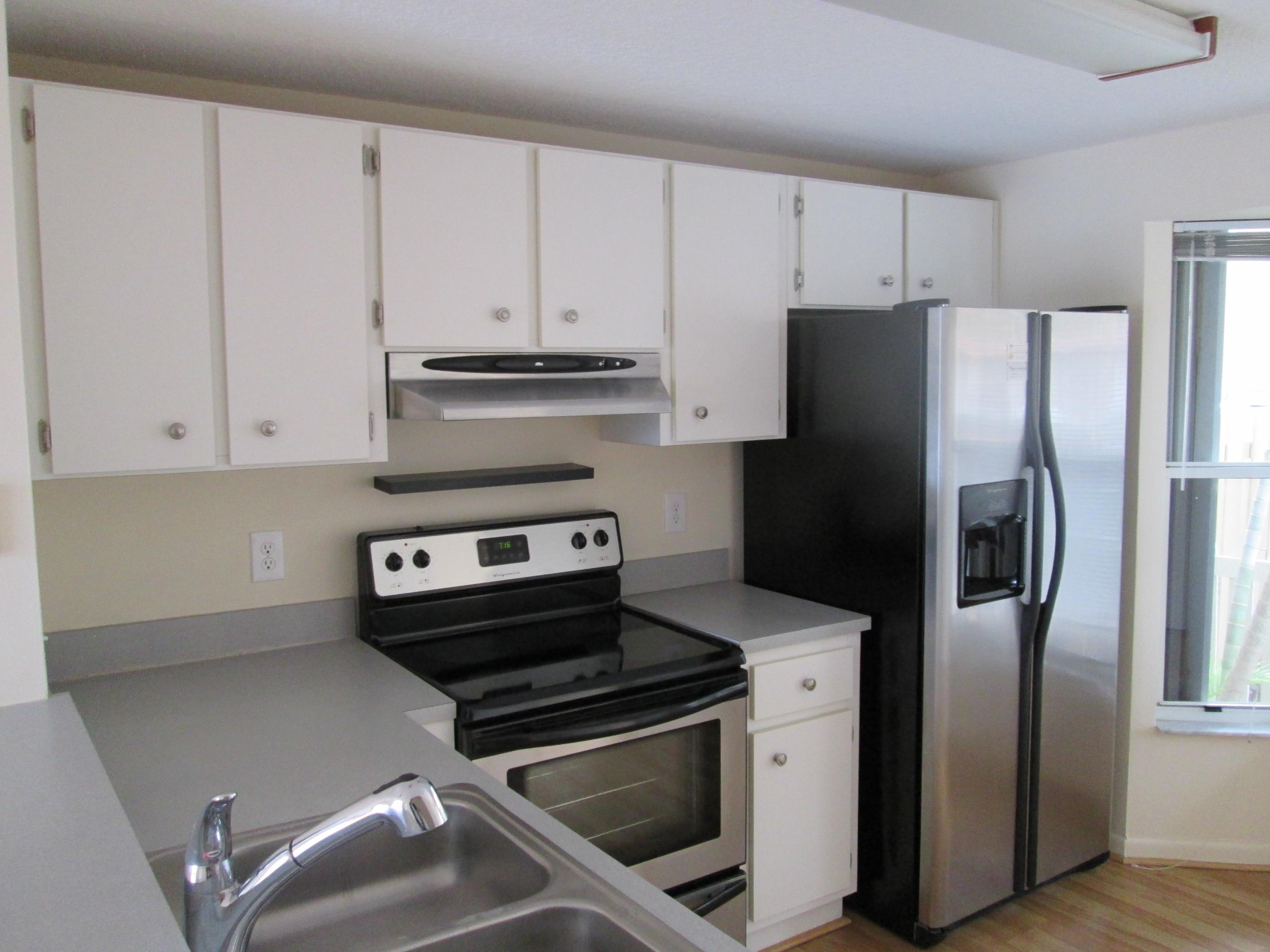 932 Jeffery Street Boca Raton, FL 33487 - Photo 15 of 46 IMG_0010