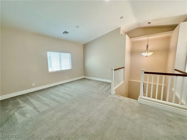 $2,095 | 285 Caddy Bag Court, Las Vegas, NV 89148