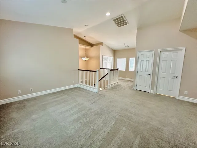 $2,095 | 285 Caddy Bag Court, Las Vegas, NV 89148