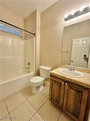 $2,095 | 285 Caddy Bag Court, Las Vegas, NV 89148