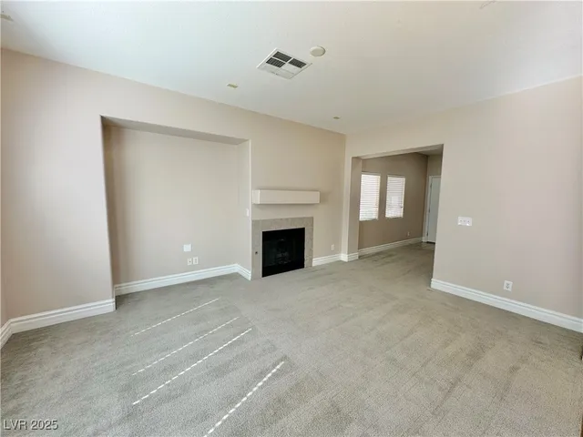 $2,095 | 285 Caddy Bag Court, Las Vegas, NV 89148