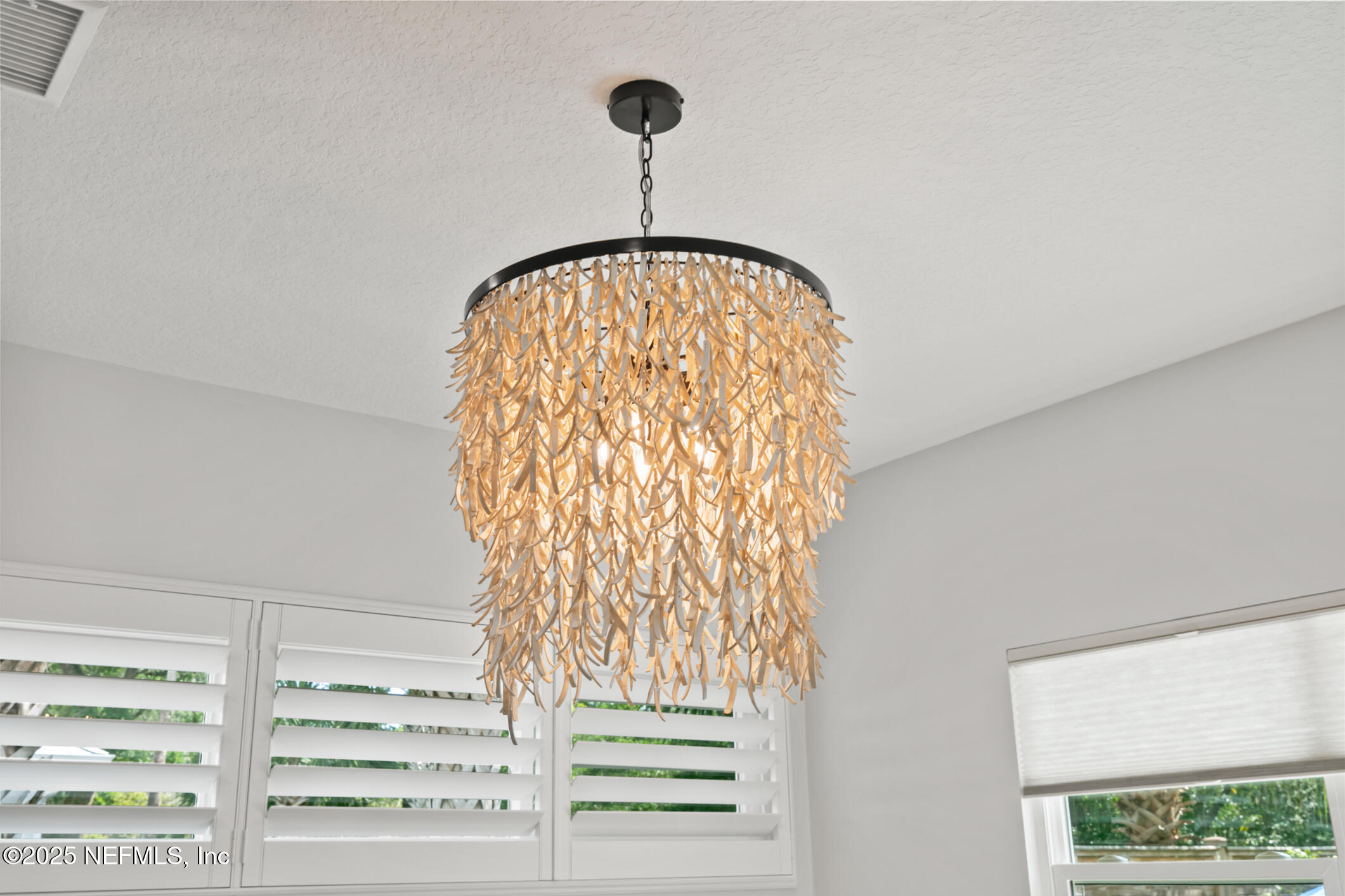 2341 Fiddlers Lane Atlantic Beach, FL 32233 - Photo 26 of 87 Dining Area Light
