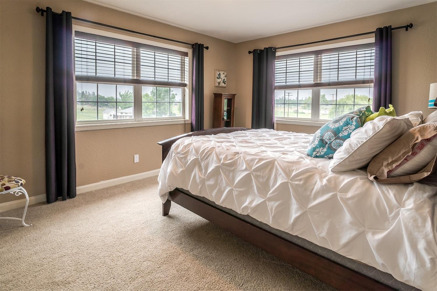 1208 Gibbon Road Central Point, OR 97502 - Photo 16 of 35 Additional Photo