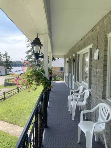 $900 | 55 Paradise Lane, Unit 7, Bristol, NH 03222