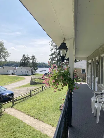 $900 | 55 Paradise Lane, Unit 7, Bristol, NH 03222