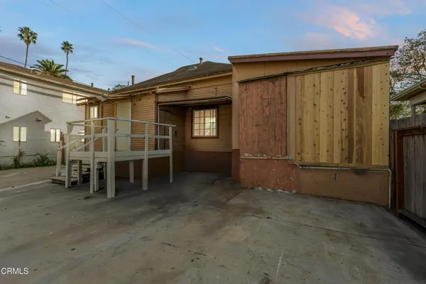$650,000 | 425 West 1st Street, Oxnard, CA 93030