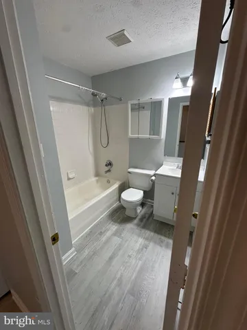 $1,800 | 104 Peridot Place, Stephens City, VA 22655