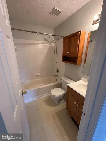 $1,800 | 104 Peridot Place, Stephens City, VA 22655