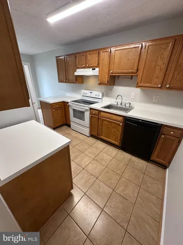 $1,800 | 104 Peridot Place, Stephens City, VA 22655